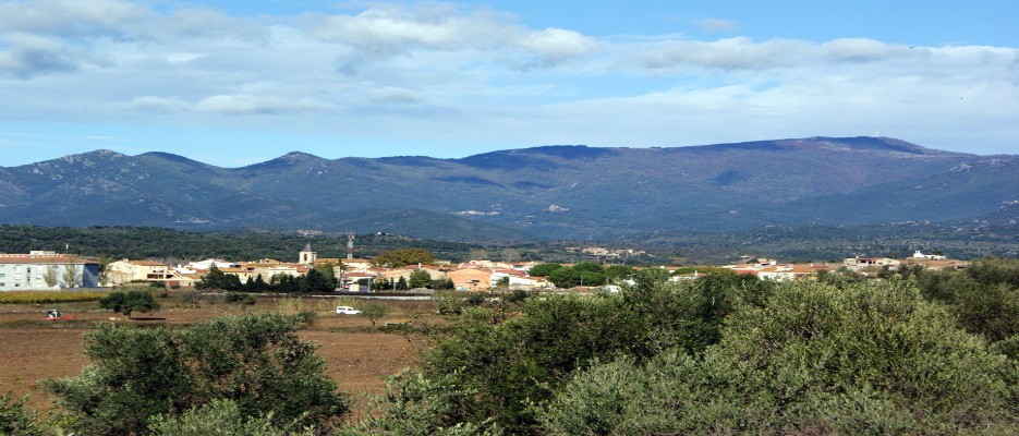 Sant Climent Sescebes i Vilartolí.